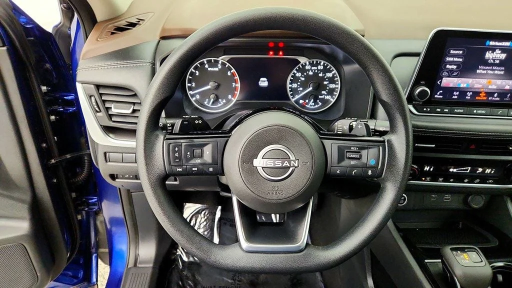 Used 2023 Caspian Blue Metallic Nissan AWD SV image 13