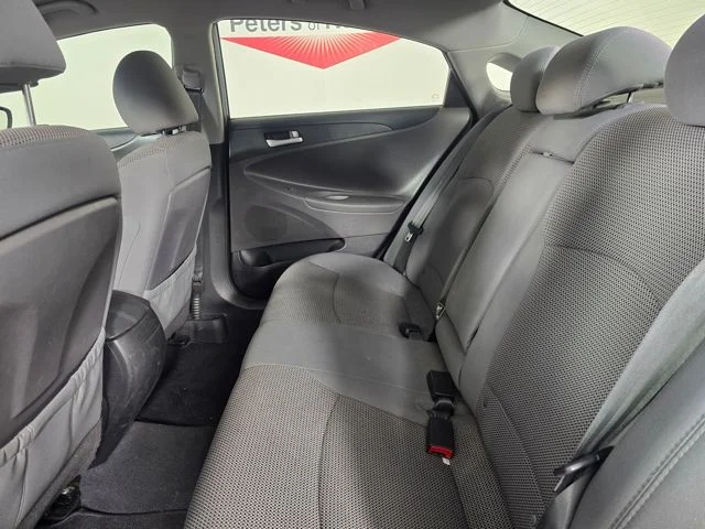 Used 2013 Blue Hyundai GLS image 6