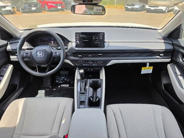 New 2026 Platinum White Pearl Honda SE image 11