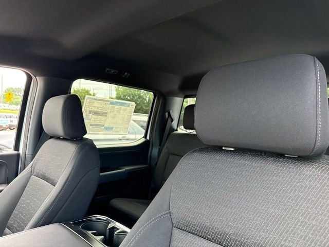 New 2026 Oxford White Ford XLT image 21