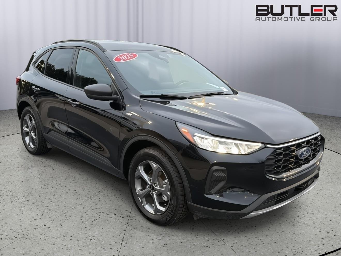 Used 2025 Carbonized Gray Ford ST-Line image 8