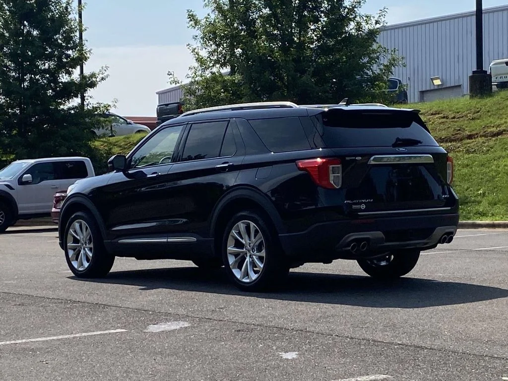 Used 2023 Agate Black Metallic Ford Platinum image 5
