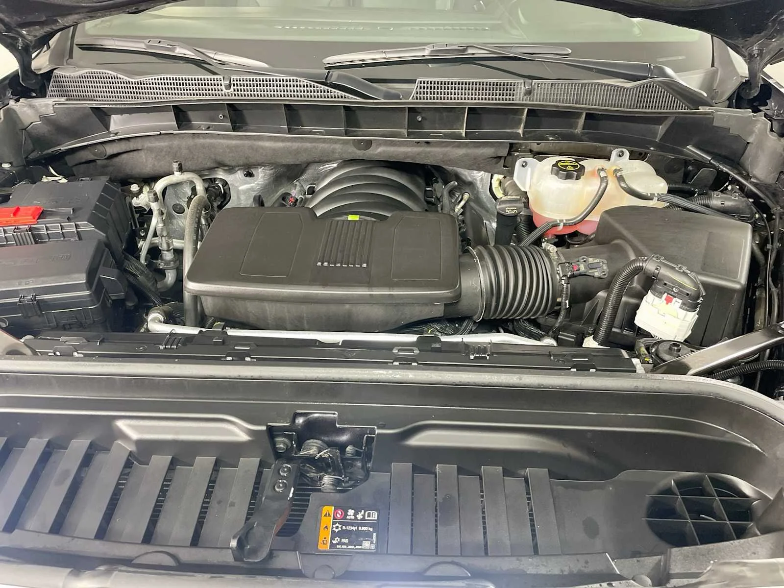 Used 2026 Titanium Rush Metallic GMC SLT image 28