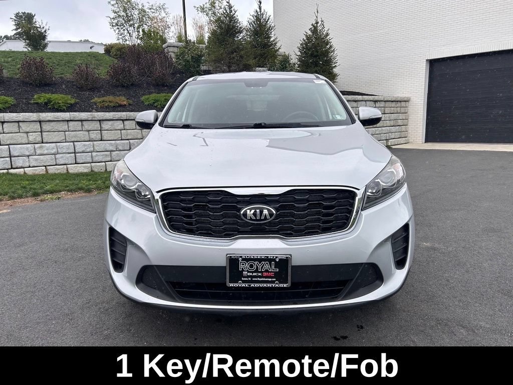 Used 2019 Silver Kia 3.3L LX image 3