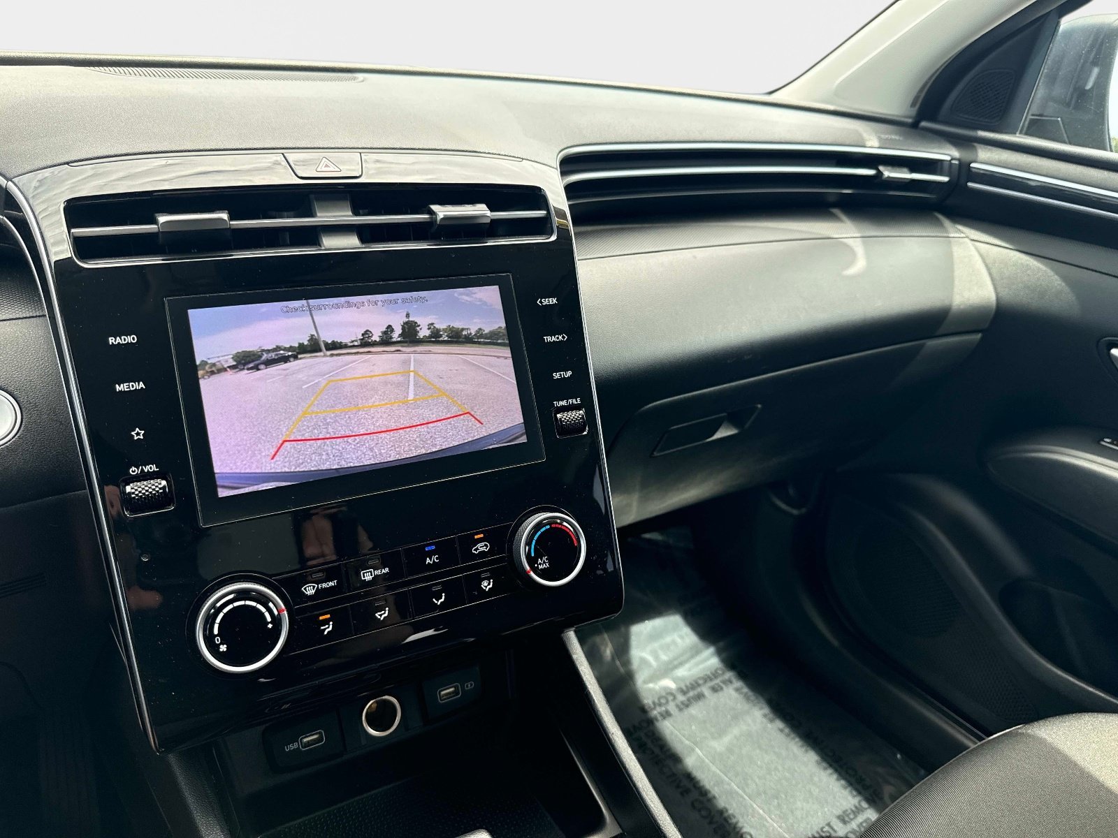 Used 2022 Portofino Gray Hyundai SEL image 23