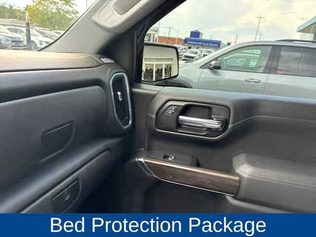 Used 2022 MOSAIC BLACK METALLIC Chevrolet RST image 12