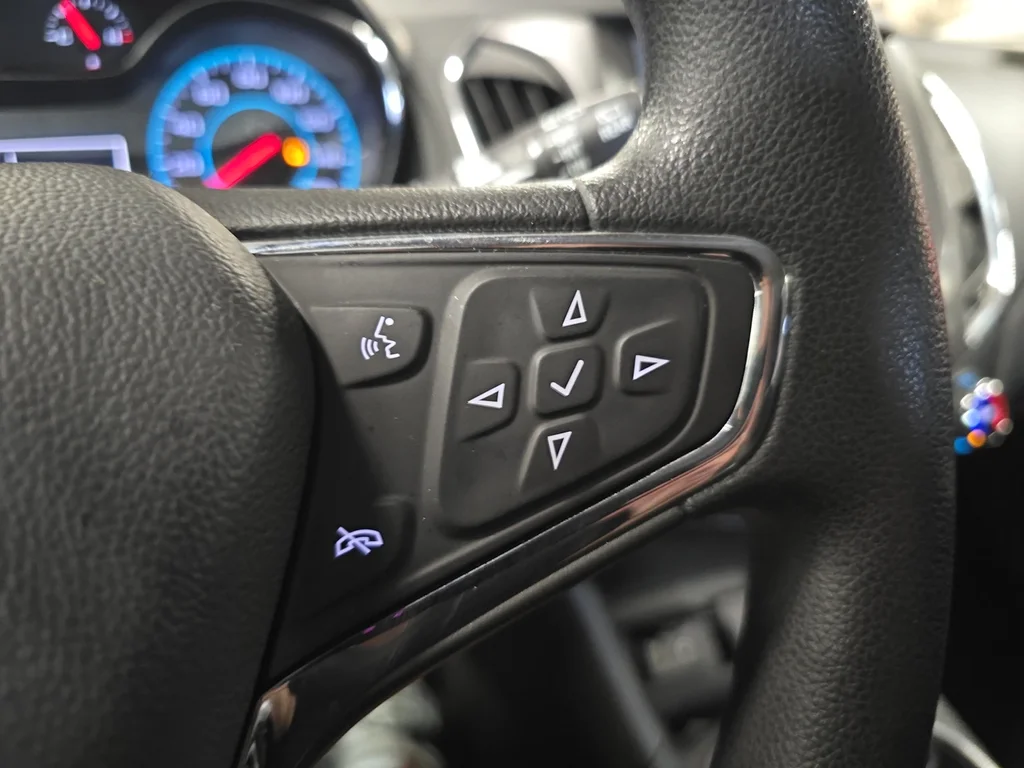 Used 2017 Silver Chevrolet LT image 16