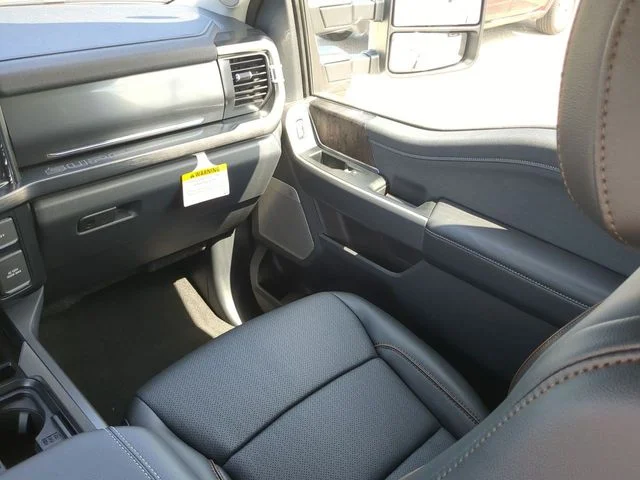 New 2026 Star White Metallic Tri-Coat Ford F-350® Lariat® image 17