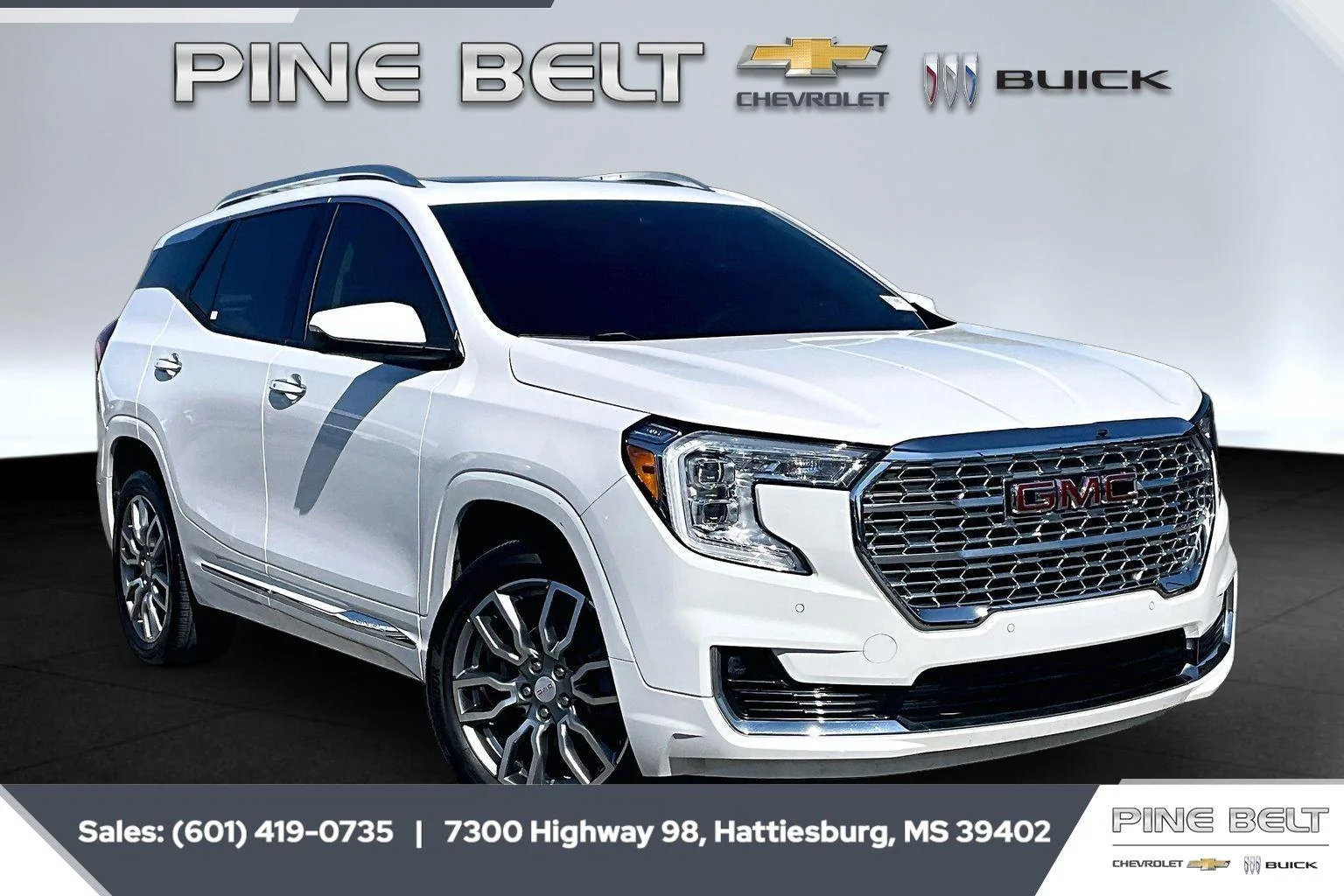 2024 GMC Terrain Denali AWD's photo