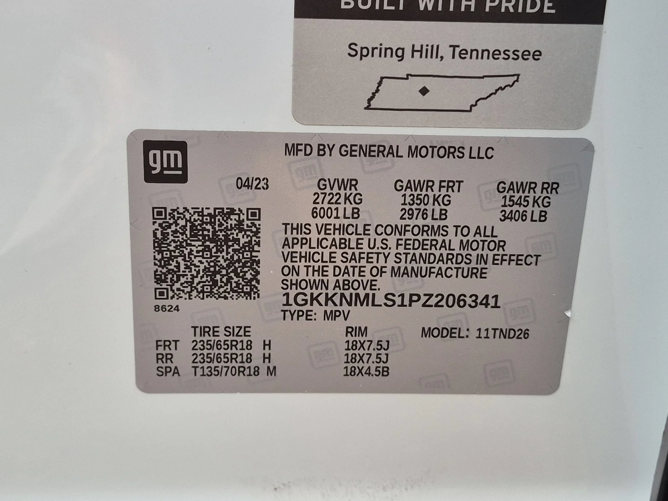 Used 2023 Summit White GMC SLT image 32