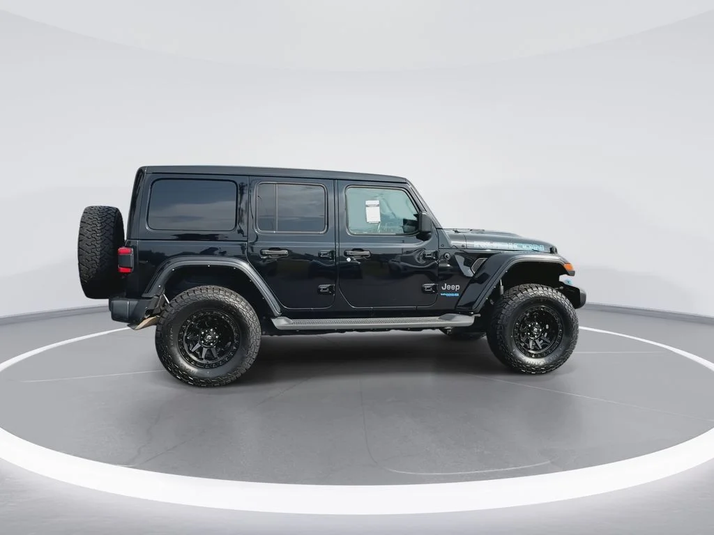 Used 2022 Black Jeep Unlimited Rubicon 4xe image 9