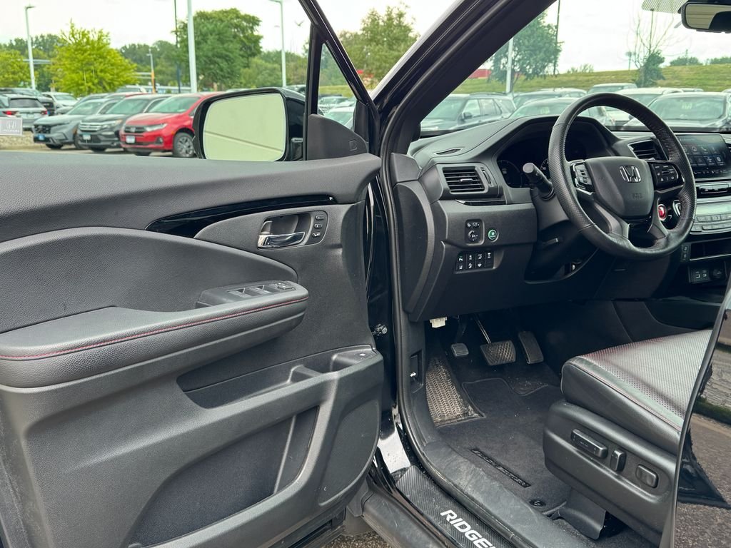 2024 Honda Ridgeline Black Edition - Photo 18