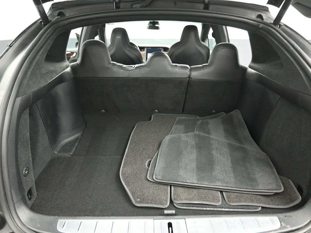 2018 TESLA MODEL X - Image 21