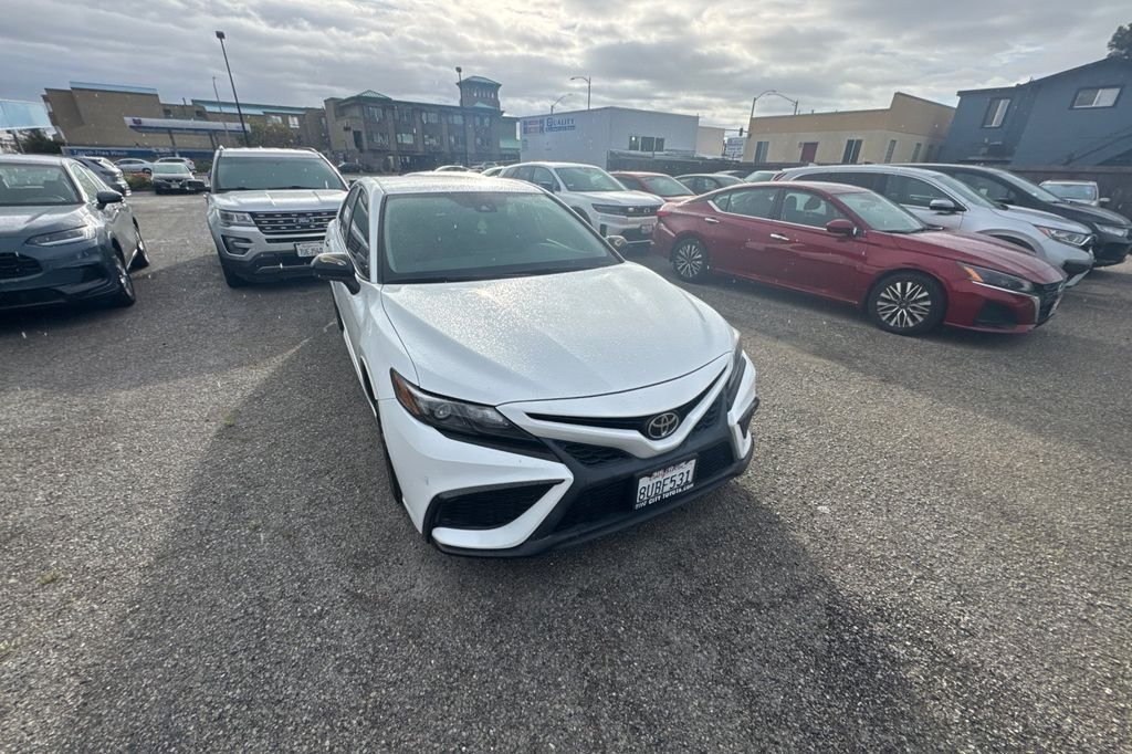 2021 Toyota Camry SE Nightshade photo 2