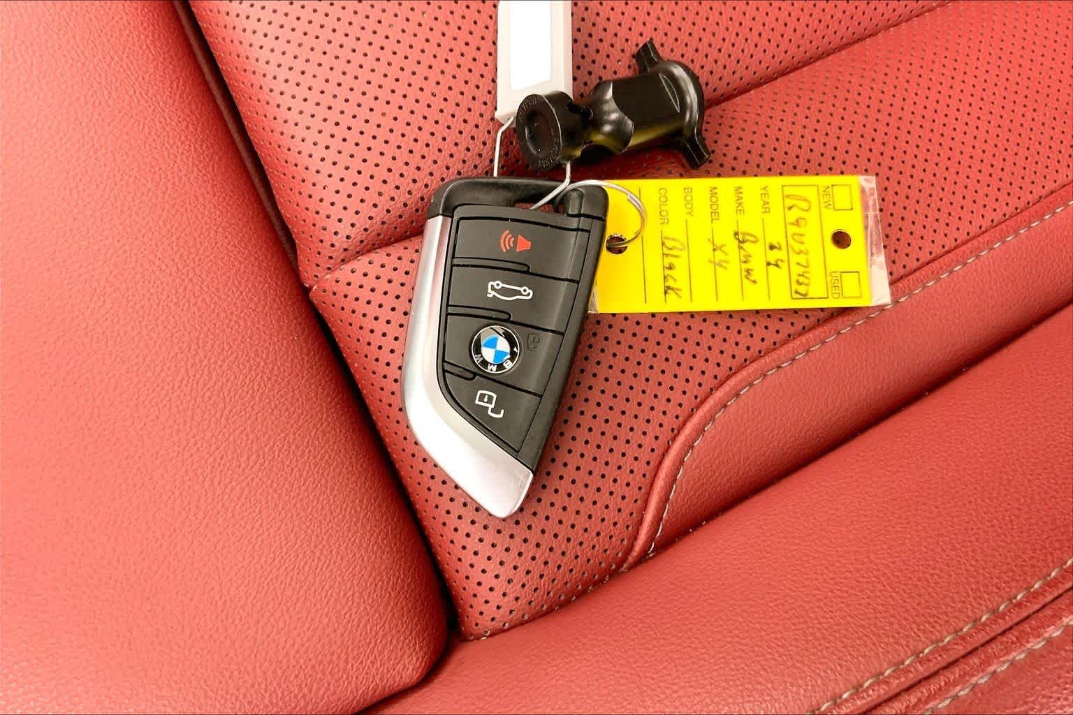 Certified Used 2024 Black Sapphire Metallic BMW xDrive30i image 14