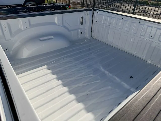 New 2026 Bright White Clear-Coat Exterior Paint RAM Laramie image 28