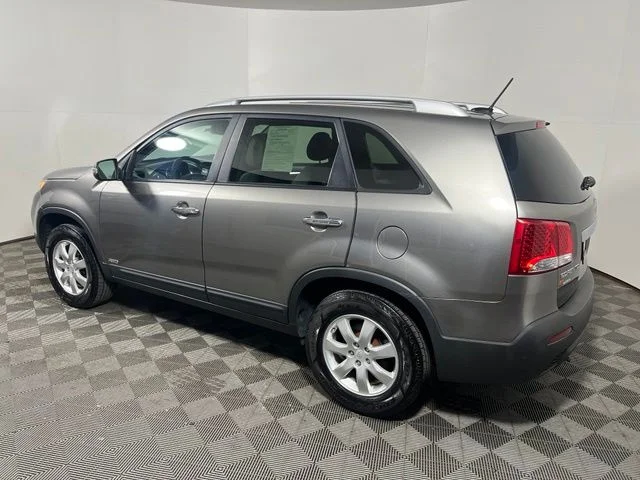 Used 2011 Silver Kia LX image 6