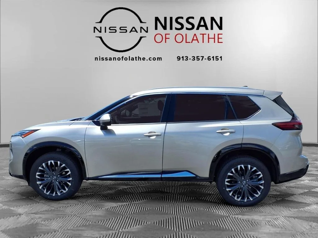 New 2026 Champagne Silver Metallic Nissan Platinum image 20