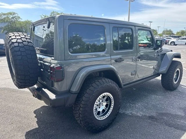 Certified Used 2021 Gray Jeep Unlimited Rubicon image 4
