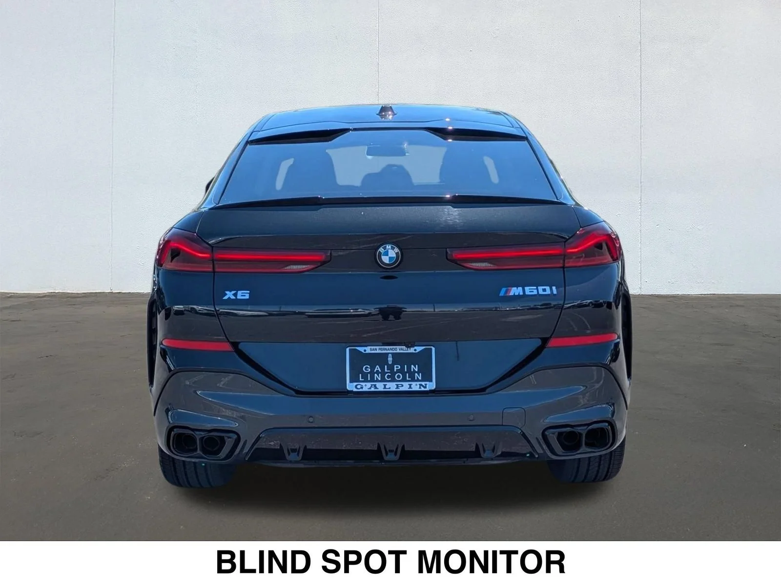 Used 2025 Black BMW M60i image 4