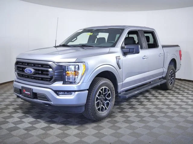 Certified Used 2022 Silver Ford XLT image 5