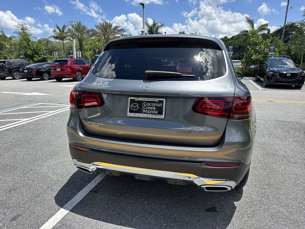 Used 2021 Graphite Gray Metallic Mercedes-Benz GLC 300 image 25