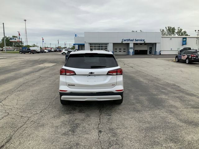 Used 2022 Iridescent Pearl Tricoat Chevrolet RS image 8
