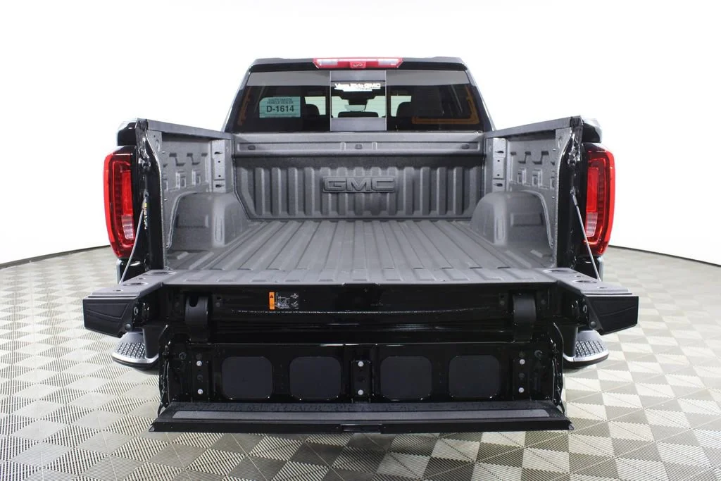 New 2026 Onyx Black GMC AT4 image 7