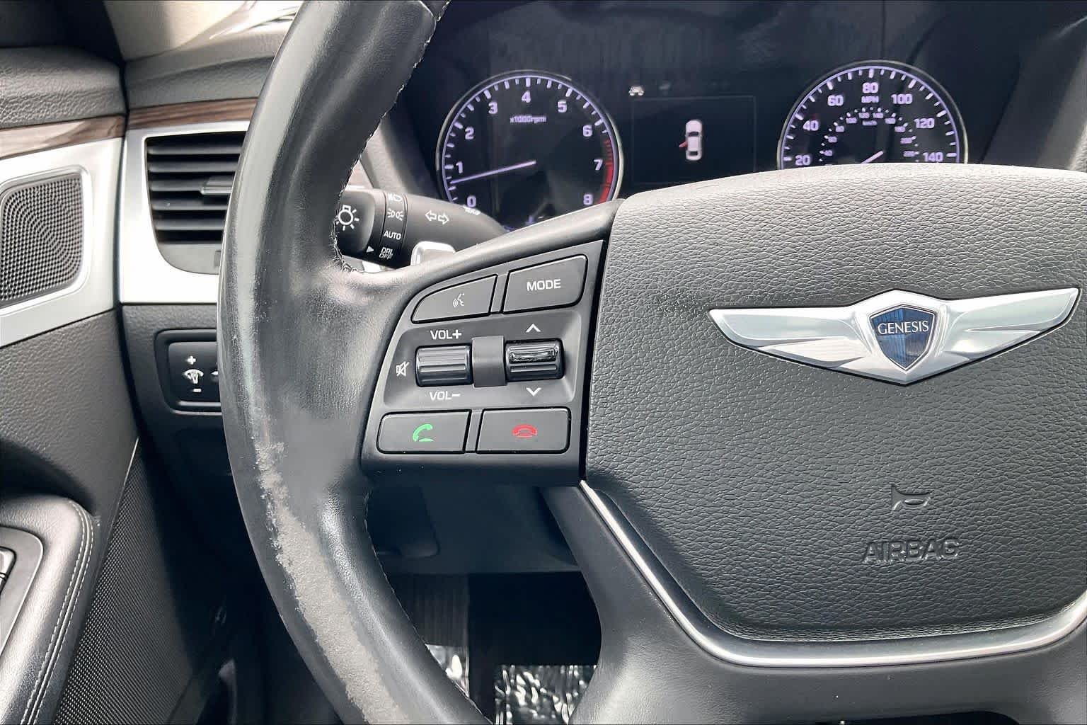 Used 2015 Parisian Gray Hyundai 3.8L image 23