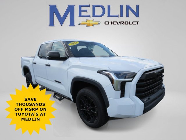 2023 Toyota Tundra 4WD SR5