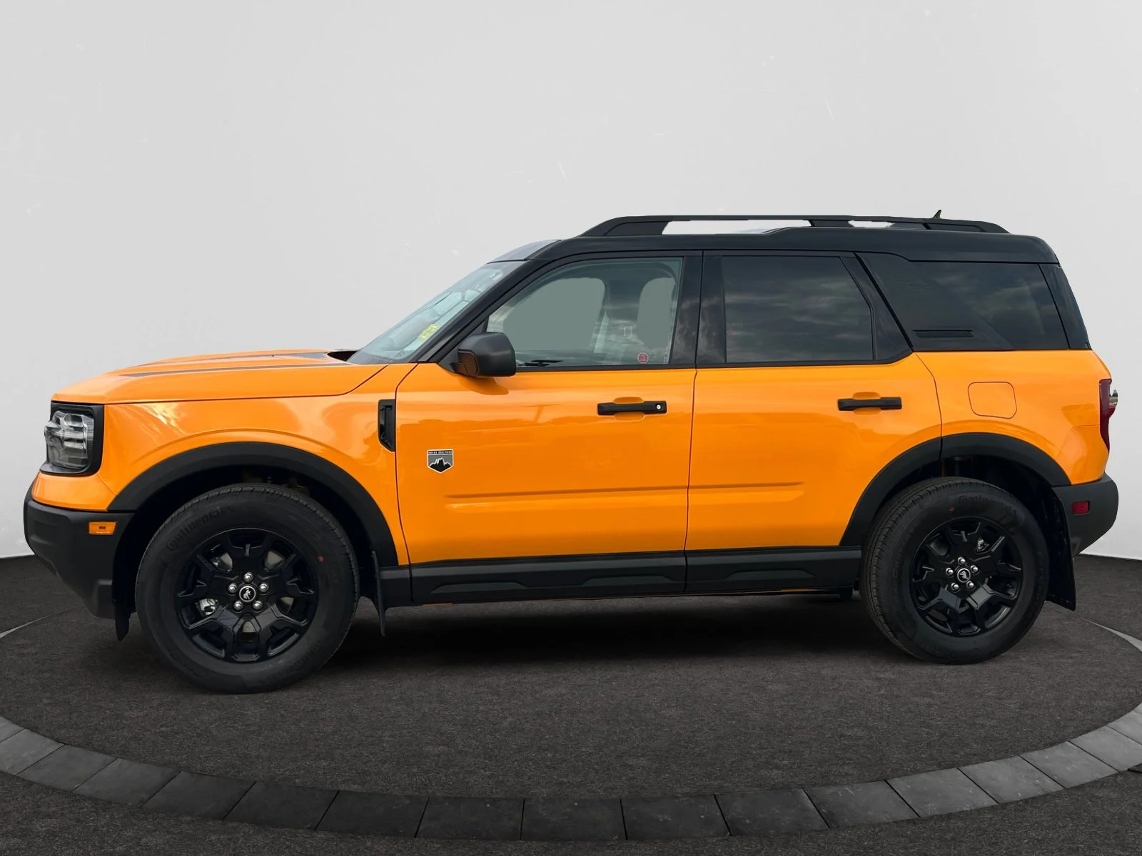 New 2026 Orange Fury Metallic Tri-Coat Ford Big Bend image 2