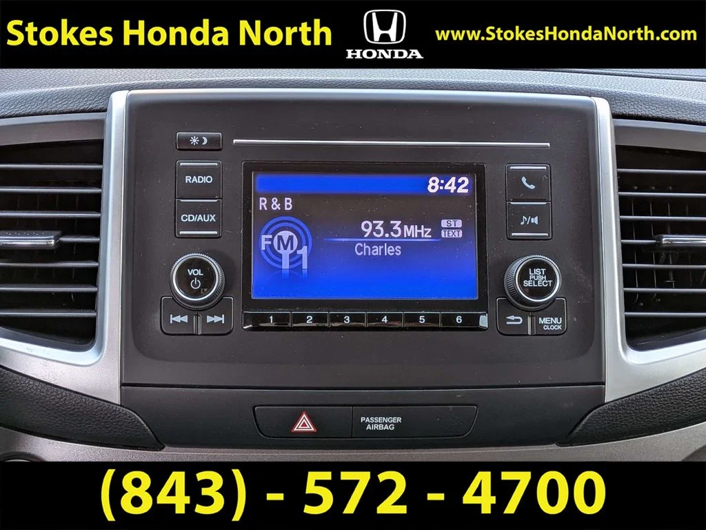 Used 2017  Honda RTL image 18