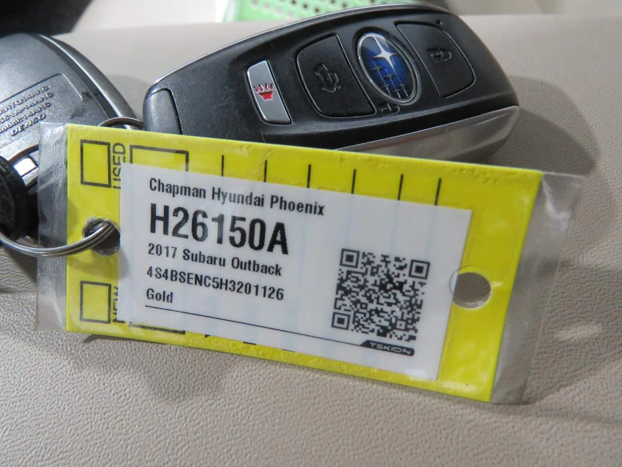 Used 2017 Tungsten Metallic Subaru 3.6R Limited image 22