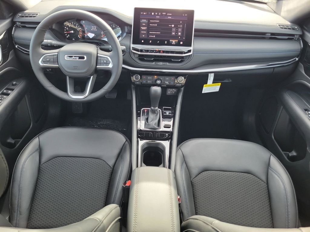 New 2026 Joose (DISC) Jeep Latitude image 13
