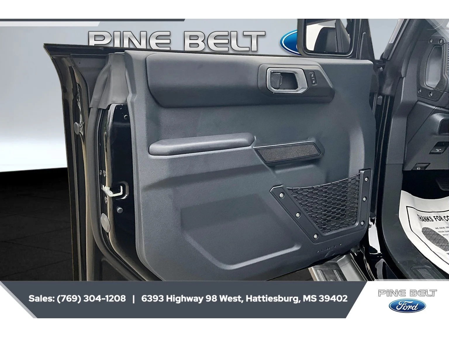 New 2026 Shadow Black Ford Outer Banks® image 17