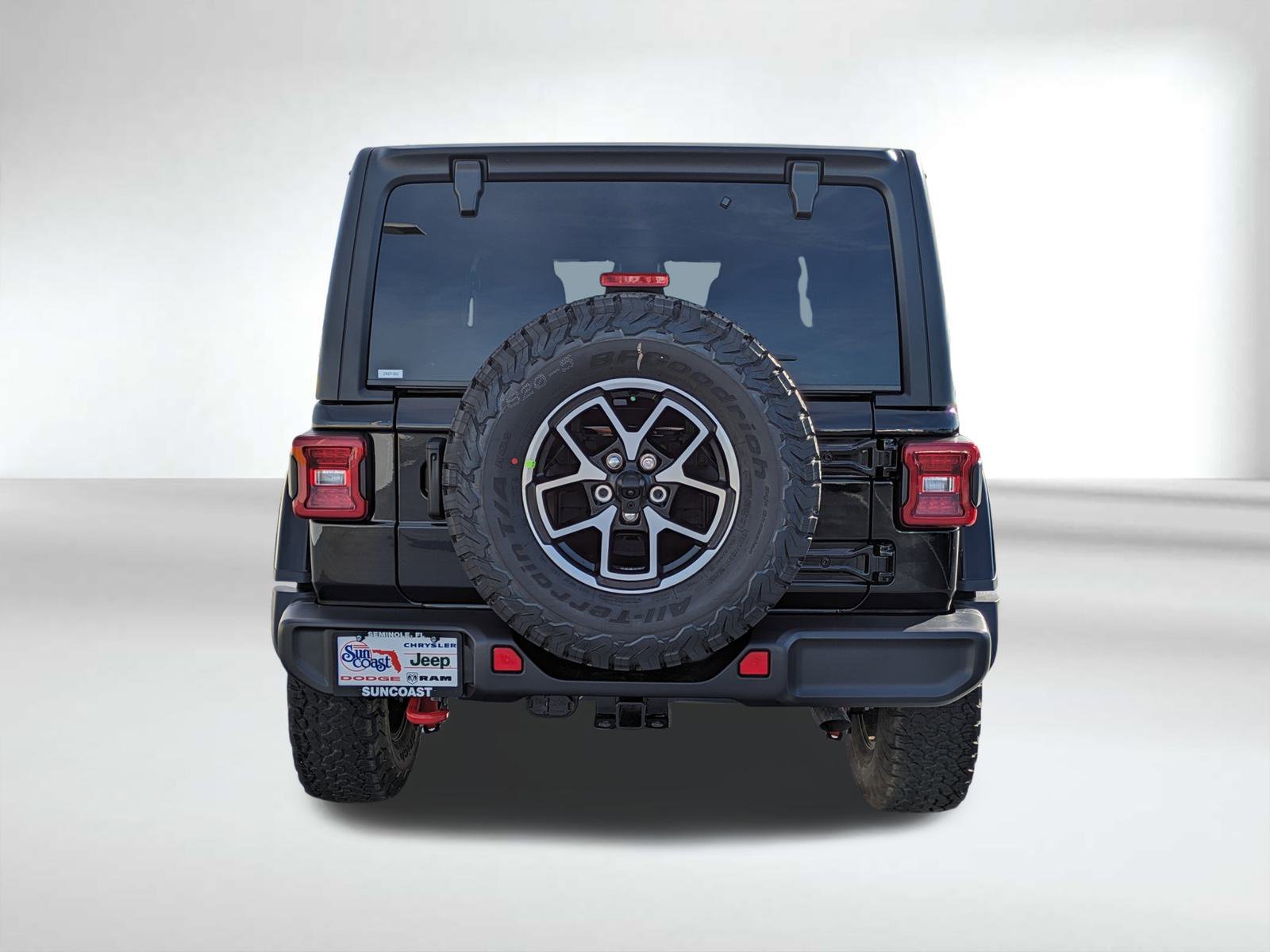New 2026 Black Clear-Coat Exterior Paint Jeep Rubicon image 5