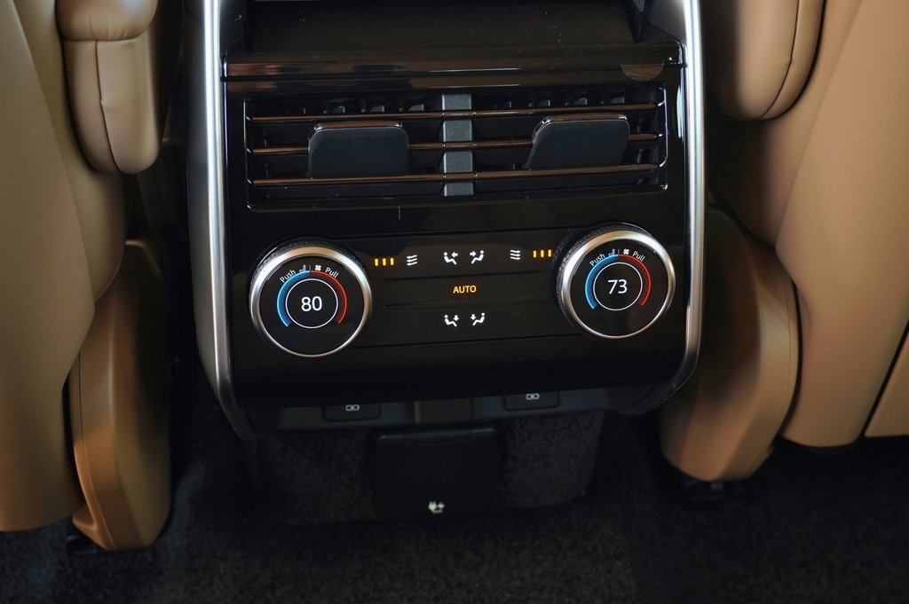 2026 LAND ROVER RANGE ROVER - Image 32