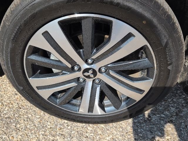 Used 2024 Gray Mitsubishi 2.0 ES image 22