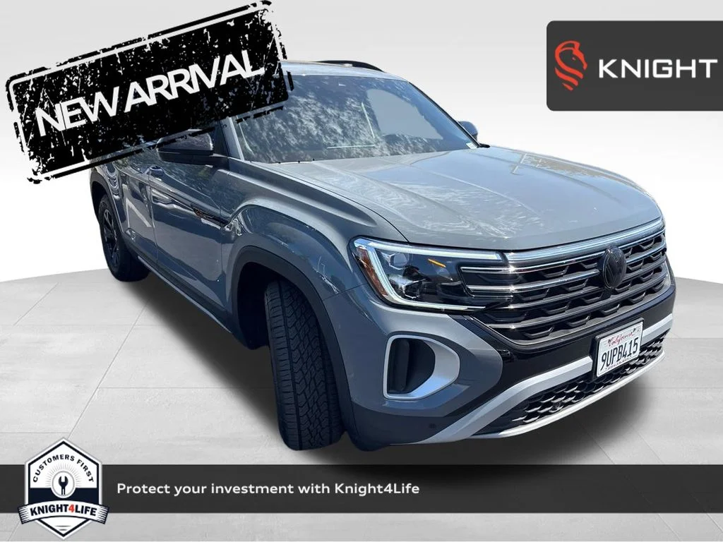 Used 2025 Pure Gray Volkswagen 2.0T Peak Edition image 1