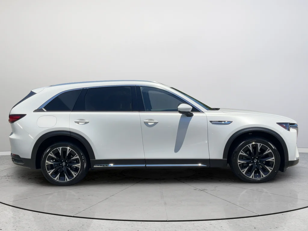 2024 Mazda CX-90 Premium Plus Package - Photo 6