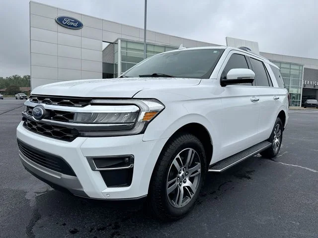 2023 Ford Expedition Limited's photo