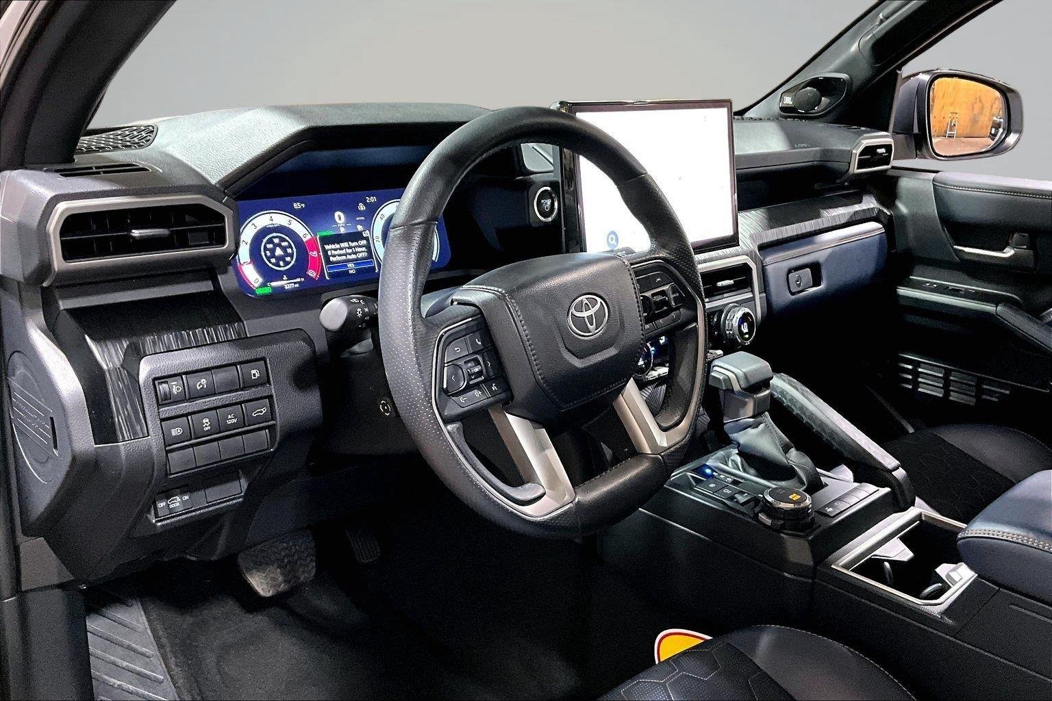 Used 2025 Wind Chill Pearl Toyota Platinum HV image 15