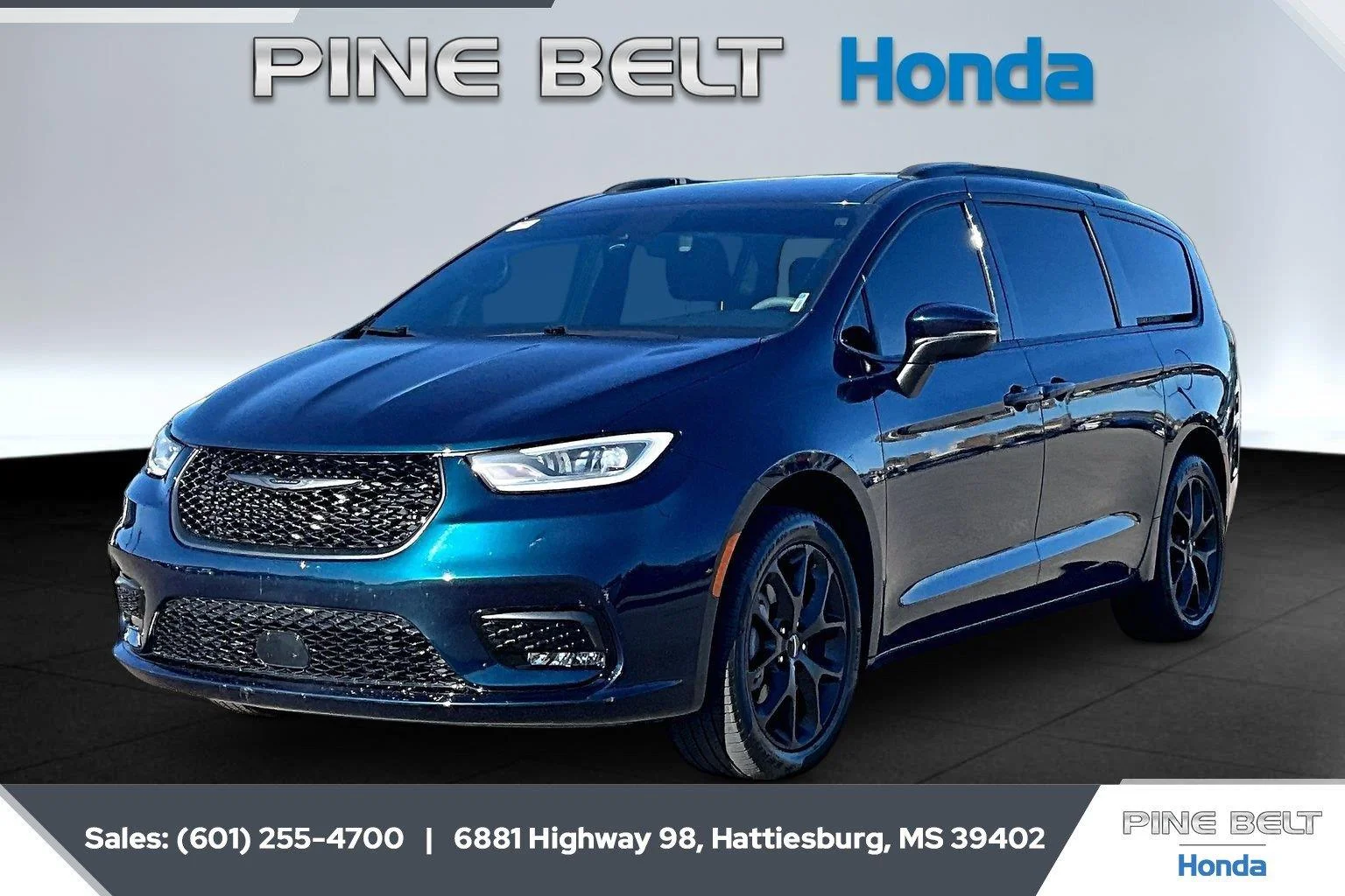 2023 Chrysler Pacifica Touring L