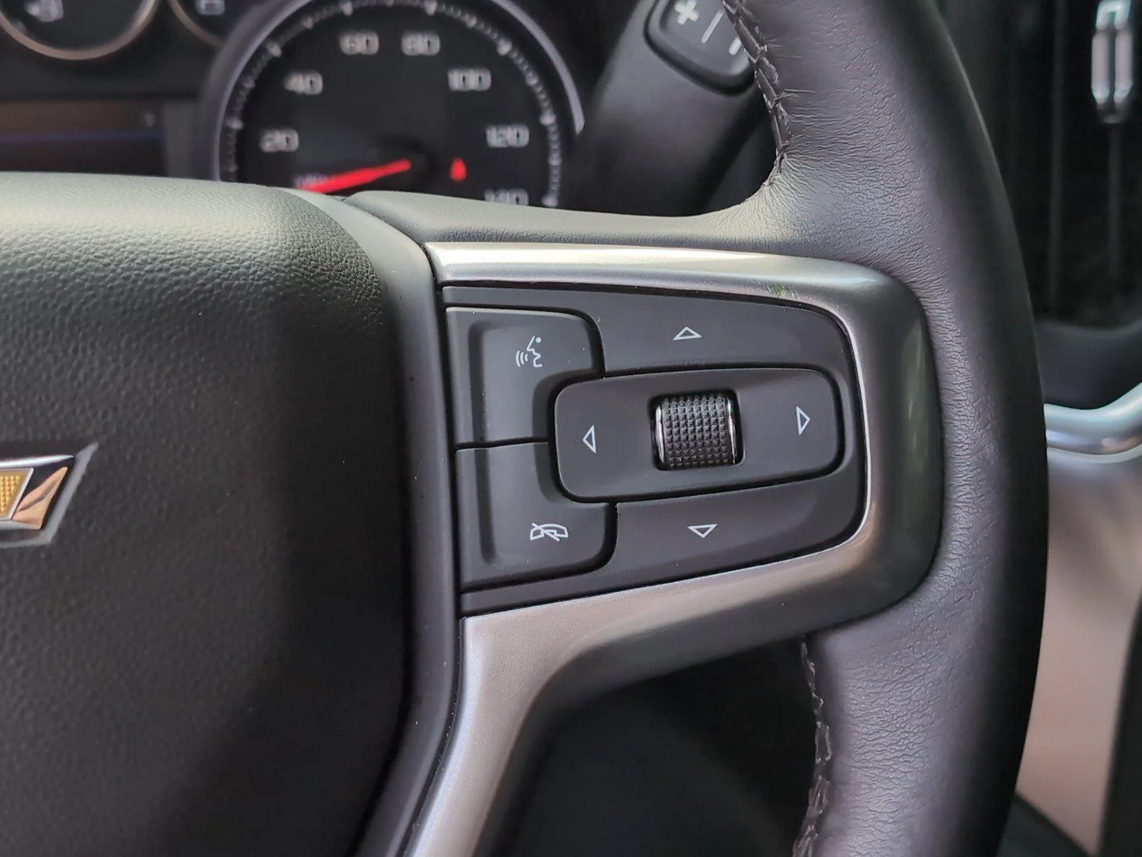 Used 2022 Northsky Blue Metallic Chevrolet LT image 28
