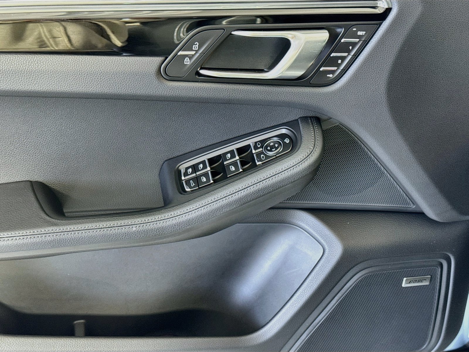 Used 2026 Dolomite Silver Metallic Porsche T image 11