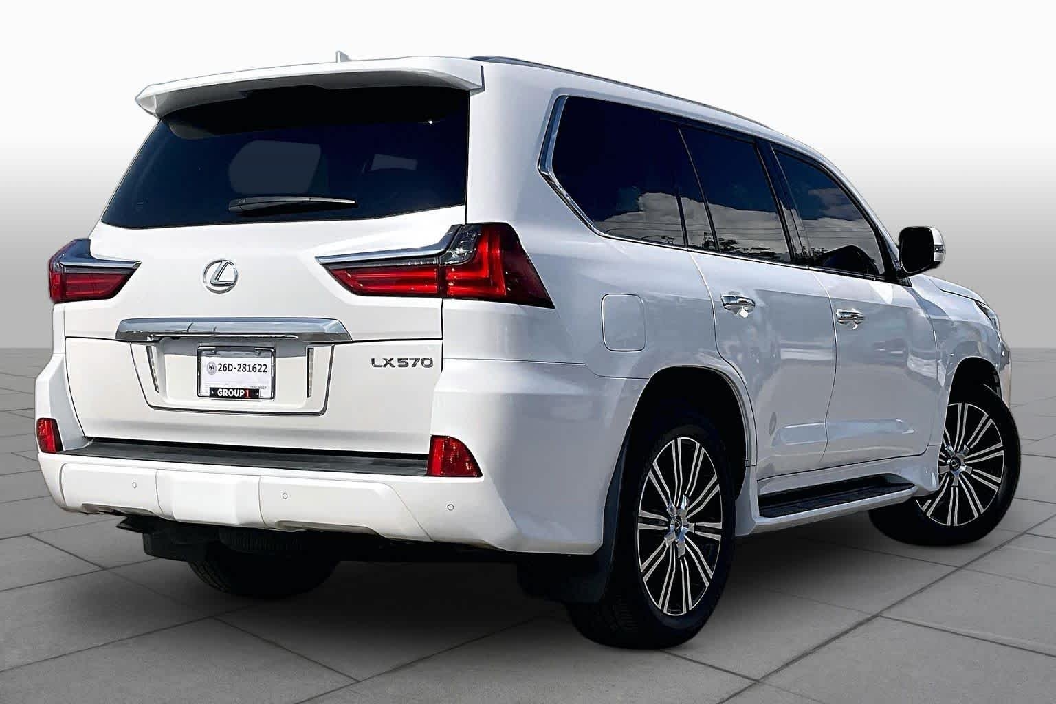 Used 2021 Eminent White Pearl Lexus  image 12