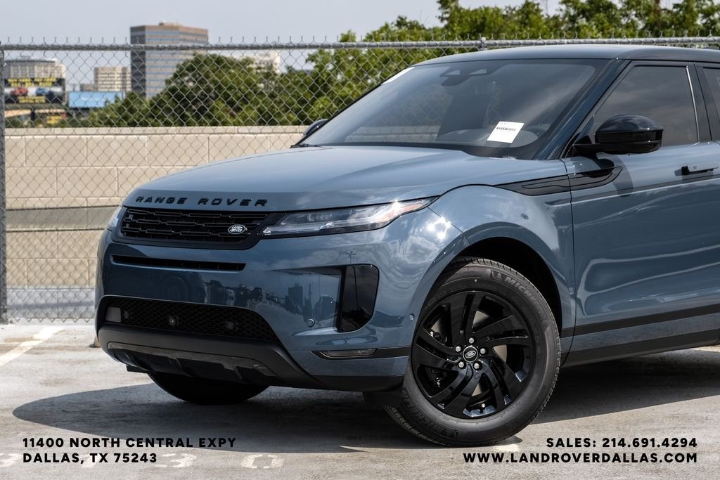 New 2026 Tribeca Blue Metallic Land Rover S image 3