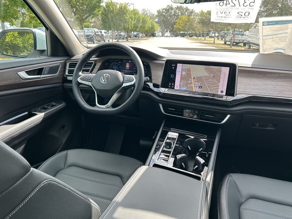 New 2026 White Volkswagen 2.0T SEL image 9
