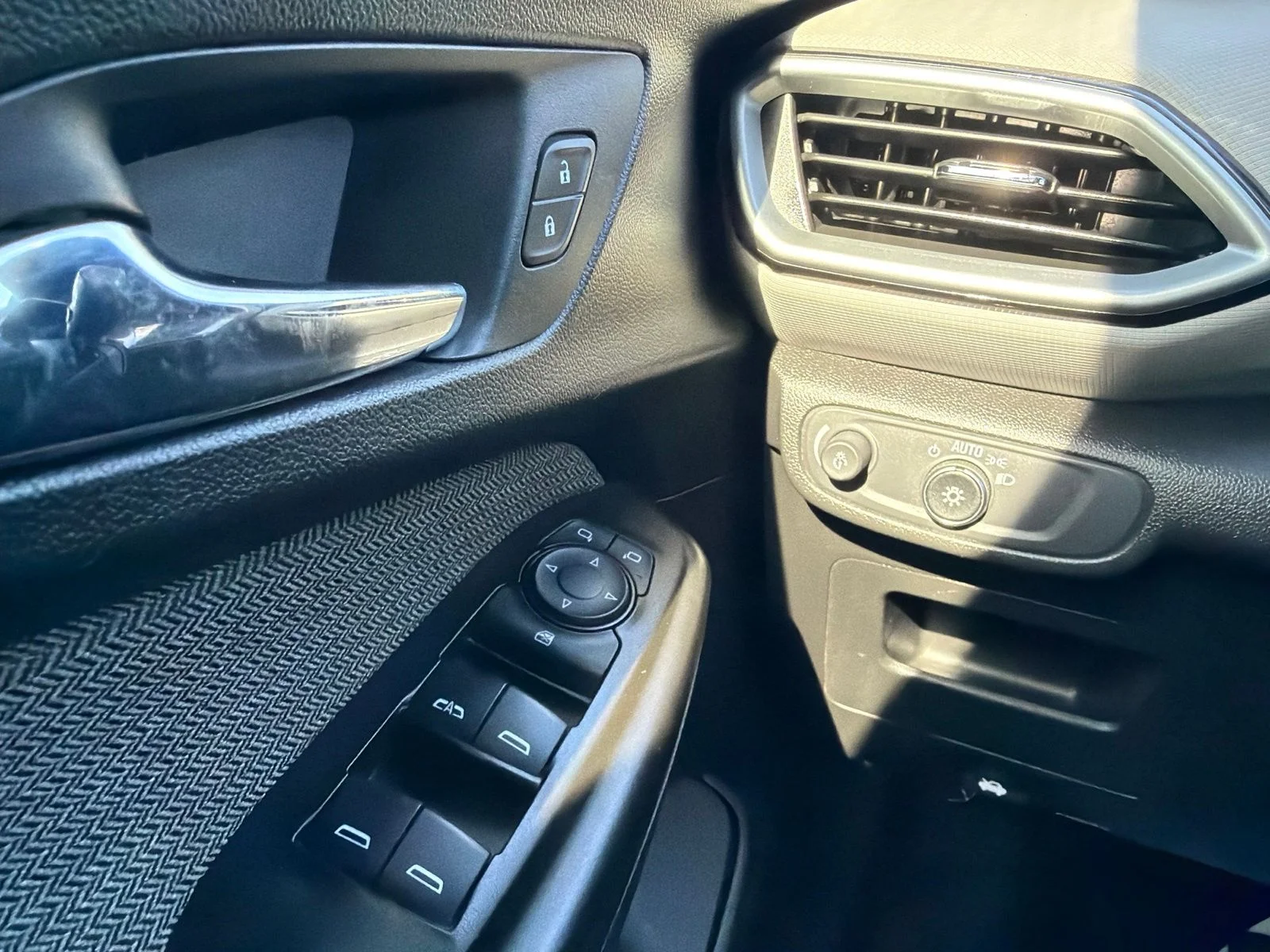 Used 2021 Midnight Blue Metallic Chevrolet LS image 23