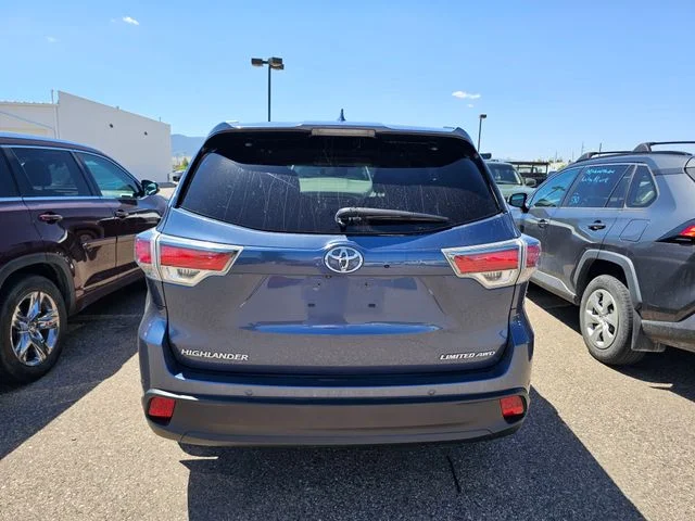 Used 2015 Shoreline Mist Toyota Limited Platinum V6 image 9